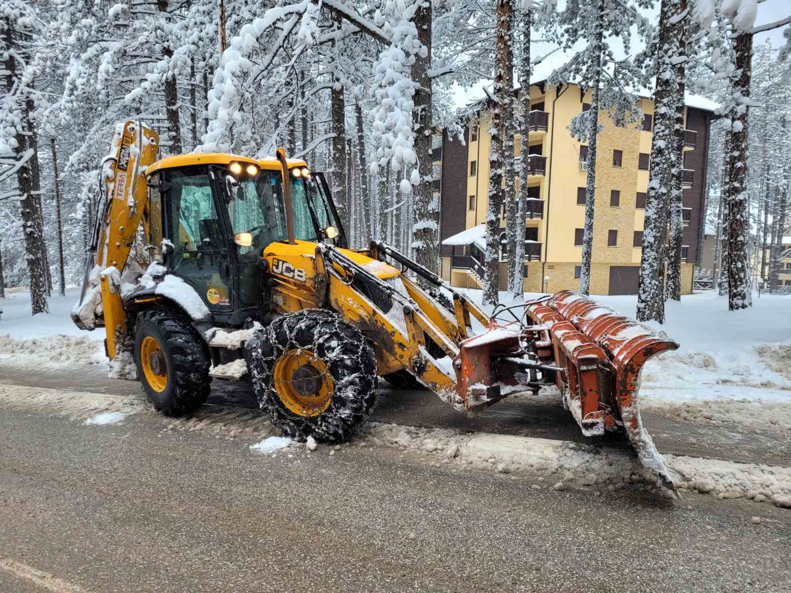 зима чишћење путева