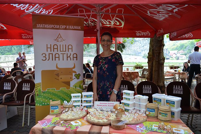 златкини сиреви