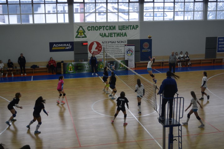 Утакмица окружне одбојкашке лиге за основне школе