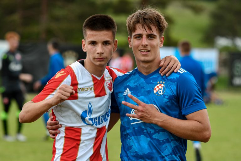 Фудбалери Звезде и Динама на Купу пријатељства