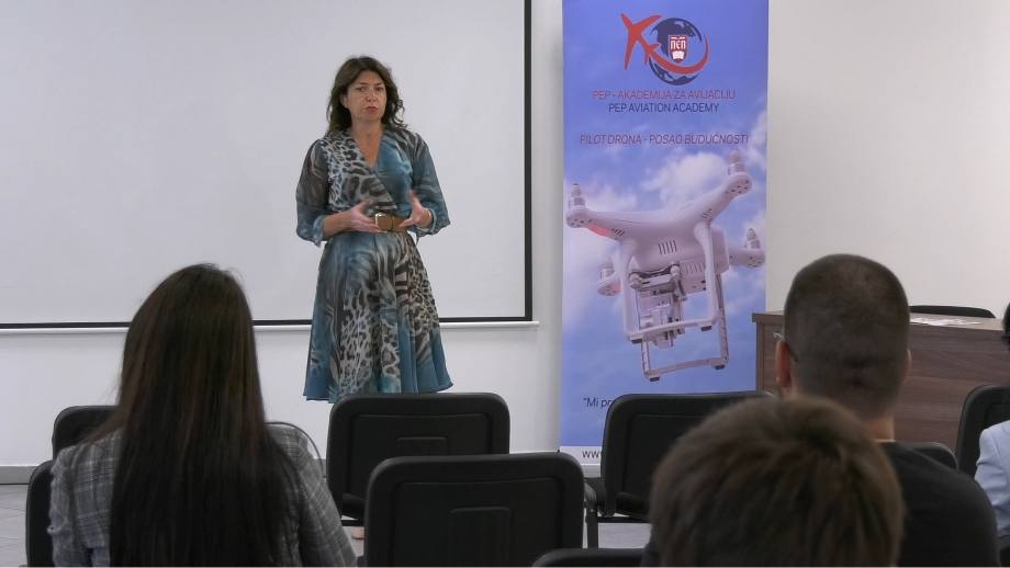  Данка Нешовић, директорка ПЕП Академије за авијацију