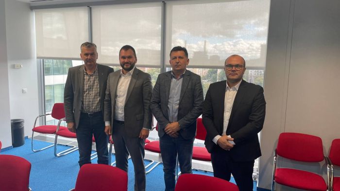 Руски фонд за директне инвестиције ускоро на Златибору Руски фонд за директне инвестиције ускоро на Златибору