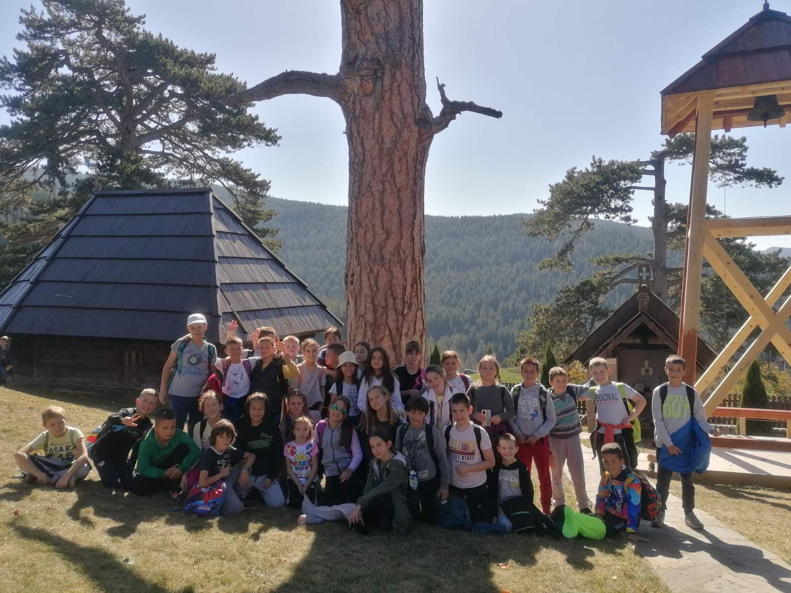 Чланови Планинарске секције ОШ "Димитрије Туцовић" били су у обиласку Доброселице 