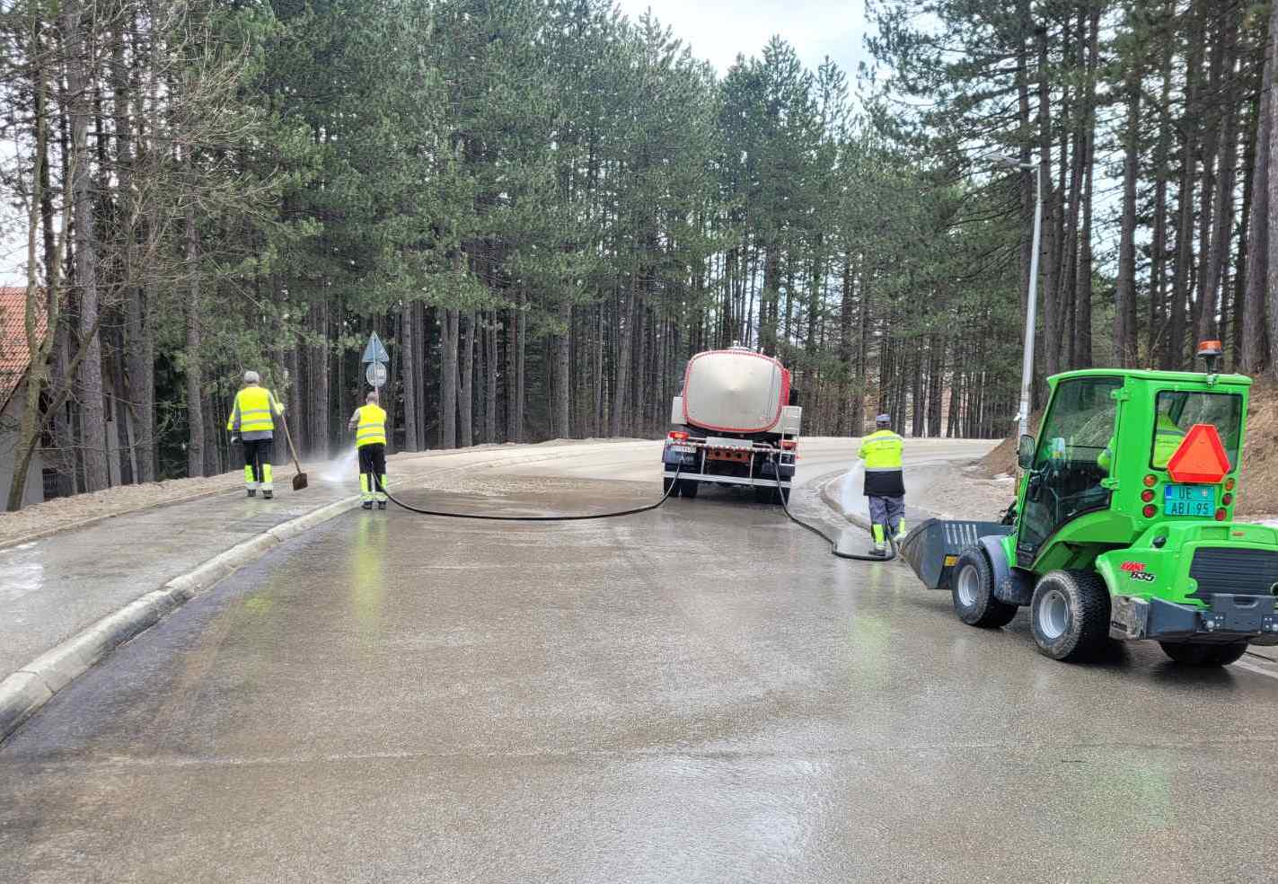 КЈП Златибор - прање улица