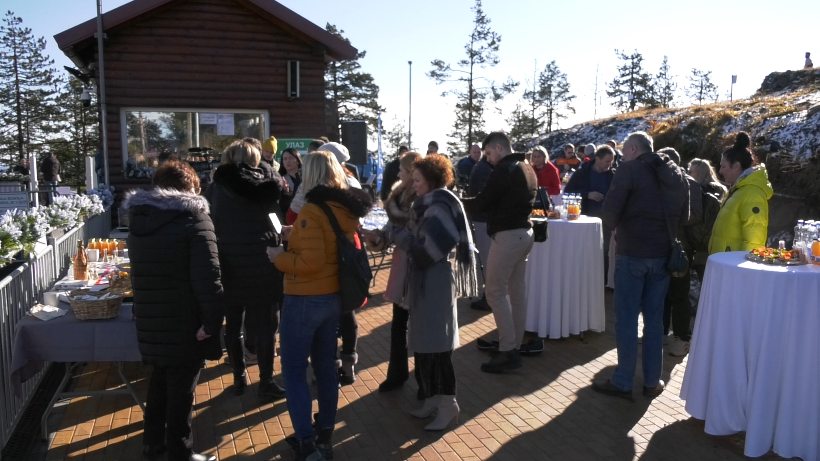 "Gondola opening"  - Отварање зимске сезоне на Златибору  "Gondola opening"  - Отварање зимске сезоне на Златибору (видео)