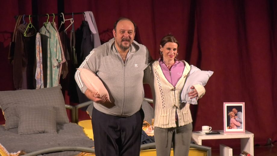 Представа "Чорба од канаринца" изведена пред чајетинском публиком (видео)