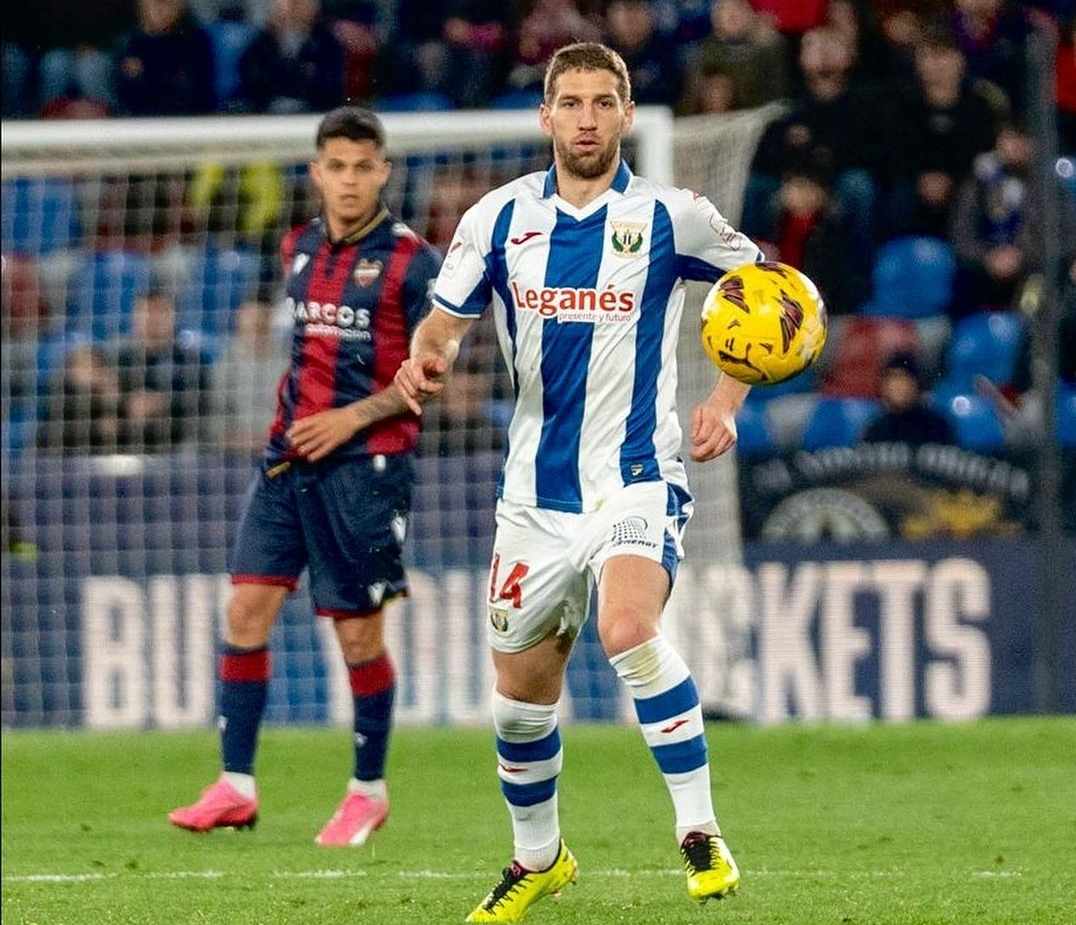 Брашанац поново у дресу Легањеса