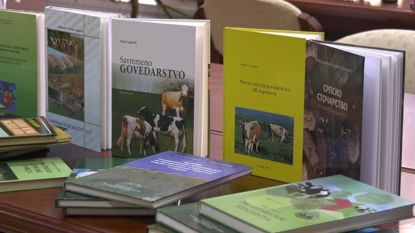 Књиге академика Лазаревића Књиге академика Лазаревића