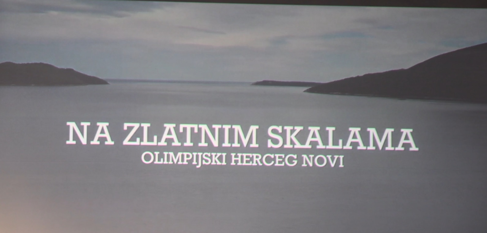 "На златним скалама"