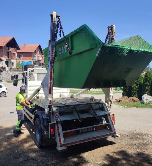 За викенд акција сакупљања кабастог отпада у Чајетини За викенд акција сакупљања кабастог отпада у Чајетини