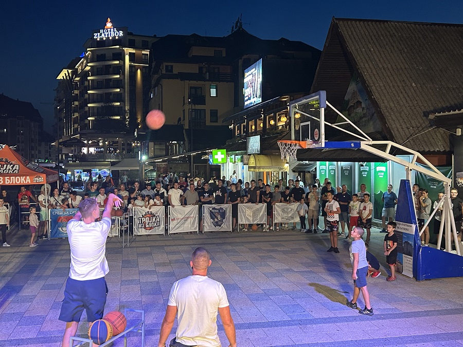 Спортско хуманитарни спектакл Тројка из блока одржан на Златибору