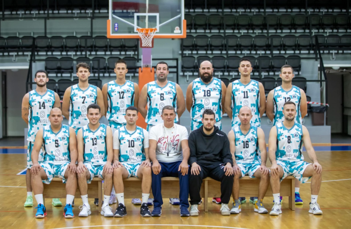 КК Пет плус КК Пет плус