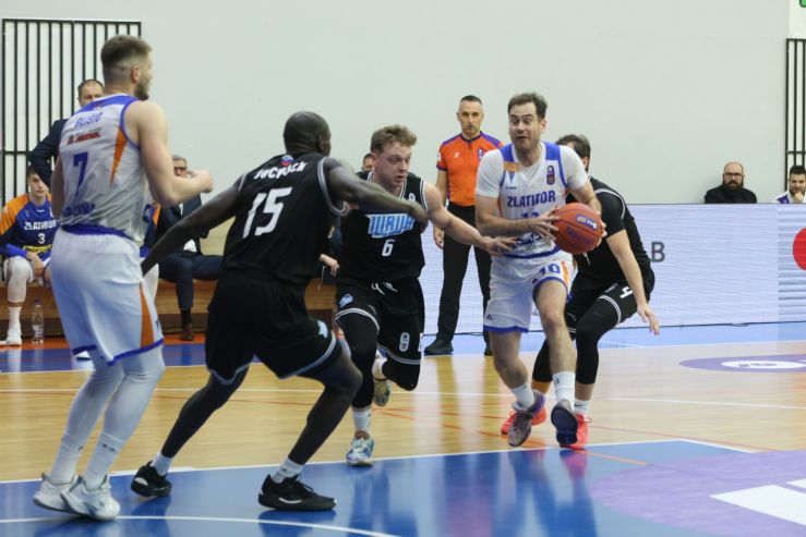 Ђукановић и Глишић у дуелу са Илиријом