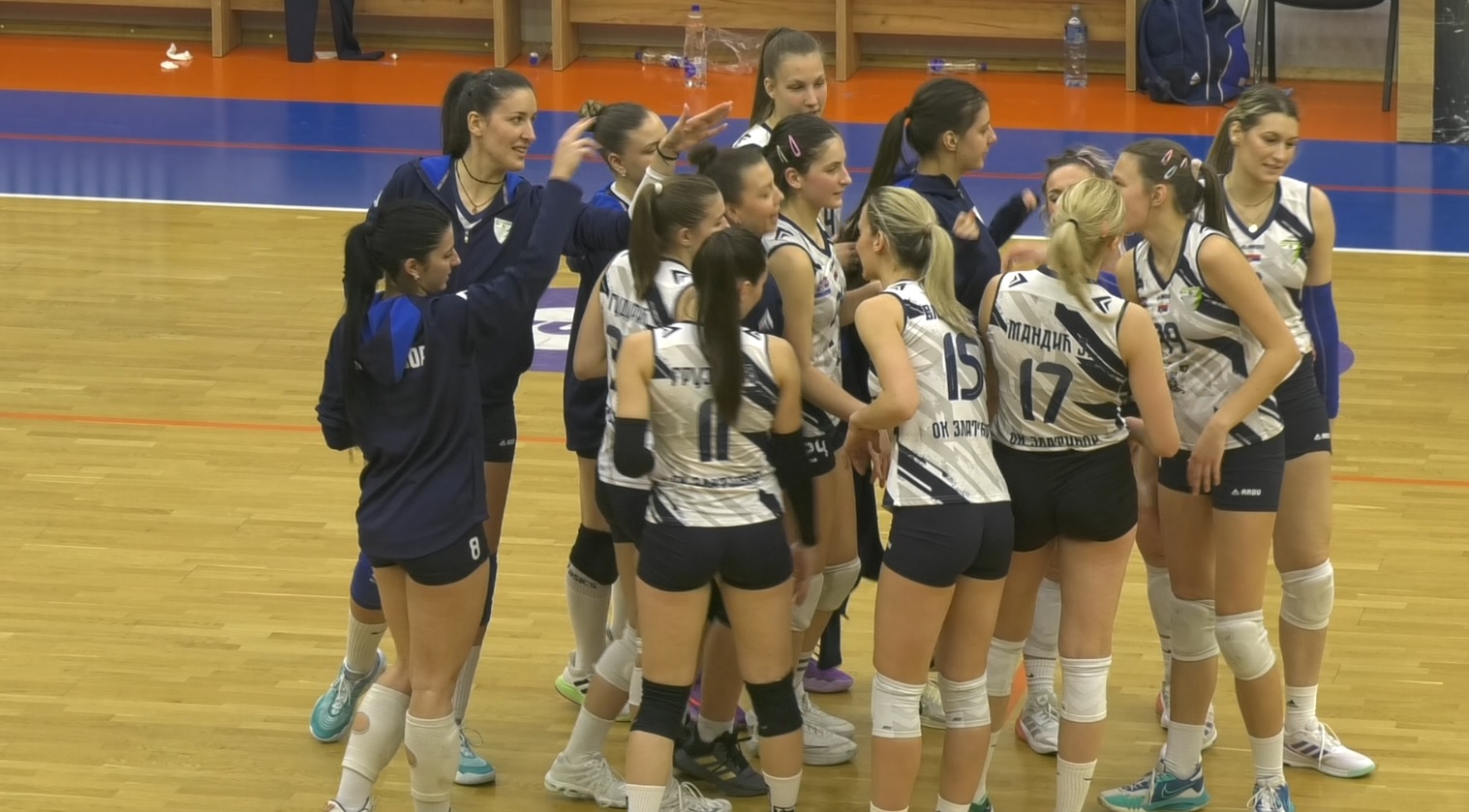 Одбојкашице славе победу