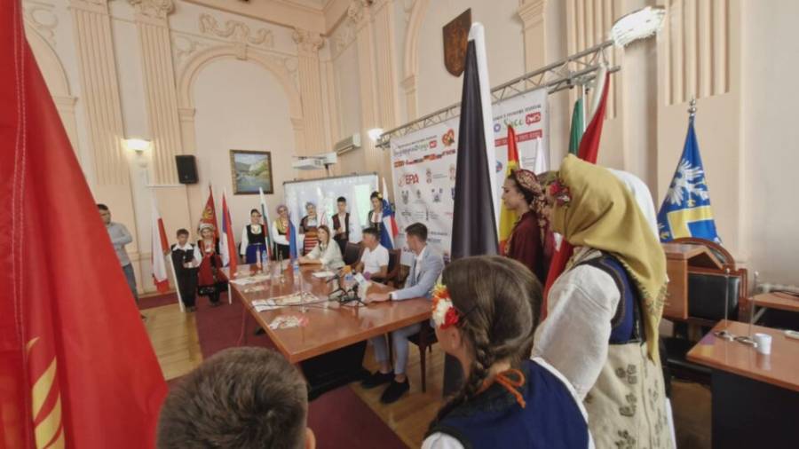 “Ове године на 17. фестивалу "Лицидерско срце" учествује симболично 17 фолклорних ансамбала из 11 земаља