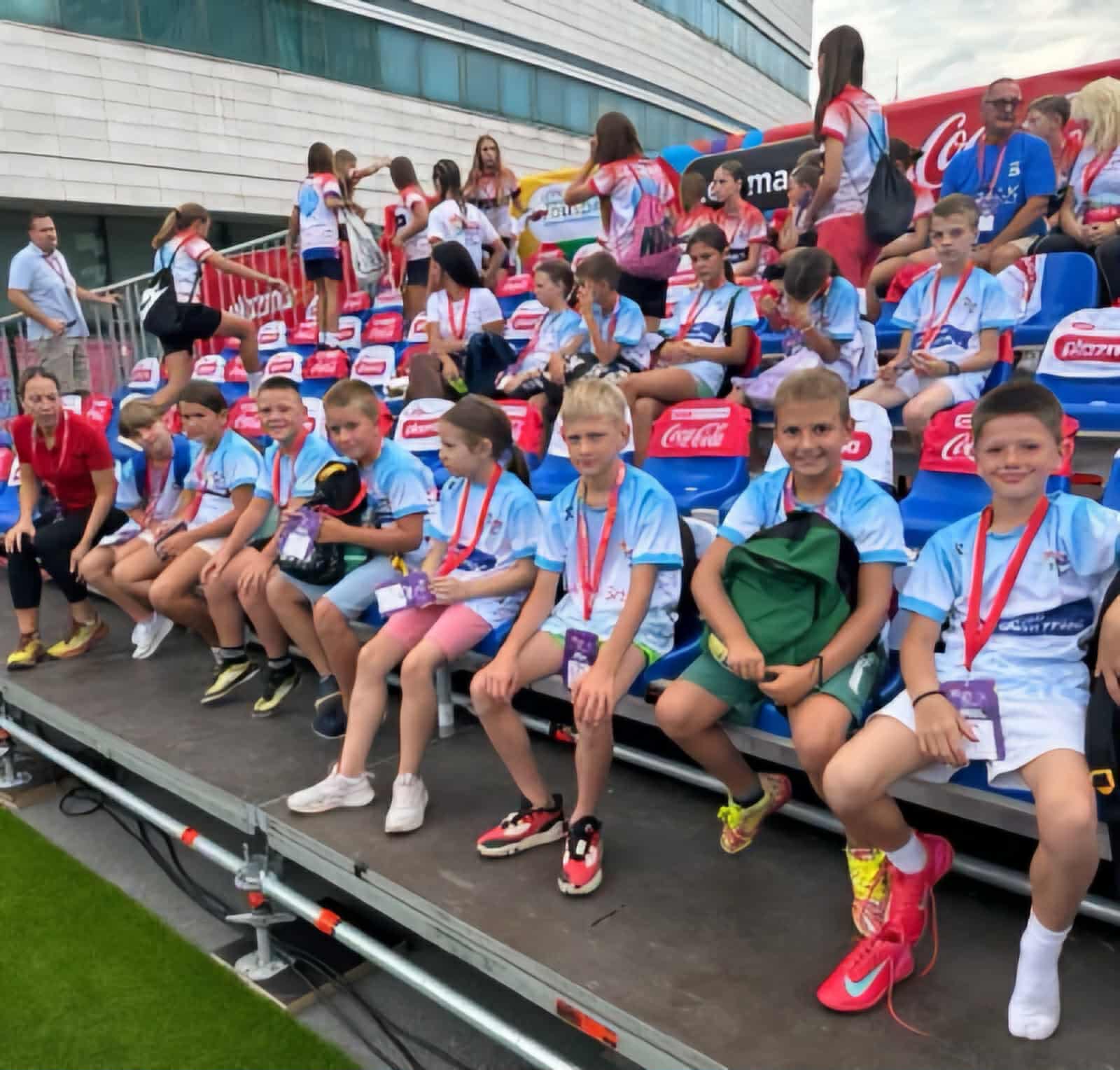 Деца на манифестацији СИМ Деца на манифестацији СИМ