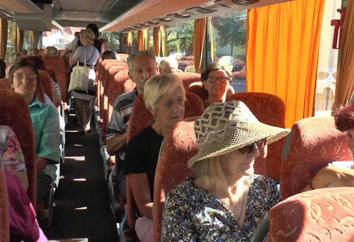 пензионери