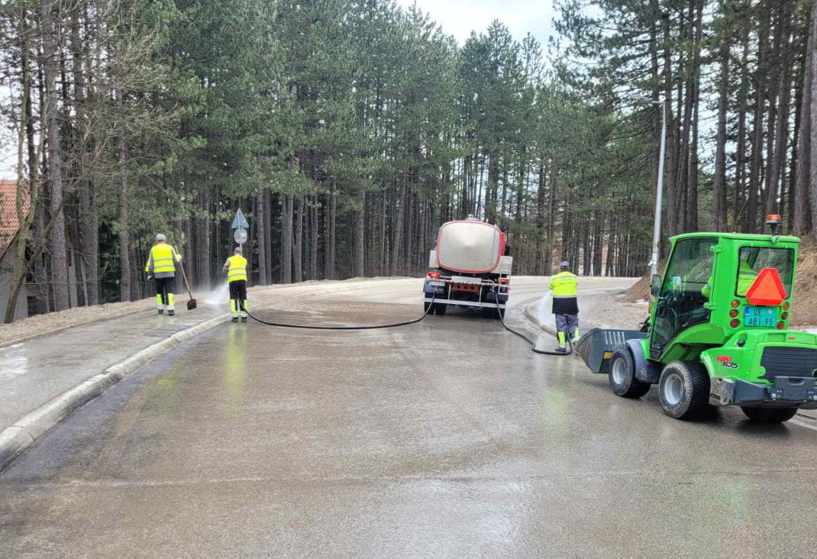 КЈП Златибор - прање улица
